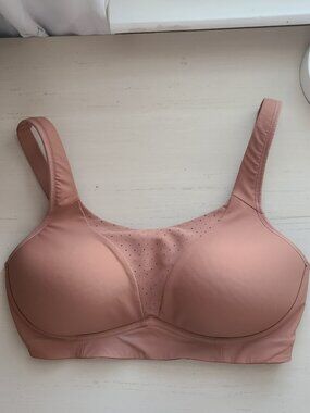 Lululemon Run Times Bra 34DD High Support Perforated Pink Sports Bra